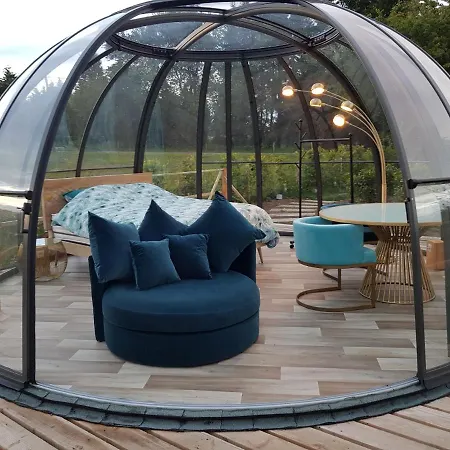 Lodge La Bulle Au Bois Dormant D'ovifat *