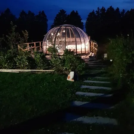 بيت خشبي La Bulle Au Bois Dormant D'ovifat روبرتفيل