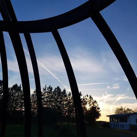 La Bulle Au Bois Dormant D'ovifat