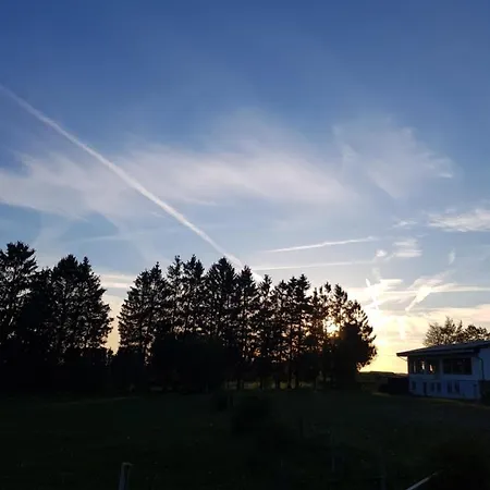 بيت خشبي La Bulle Au Bois Dormant D'ovifat *