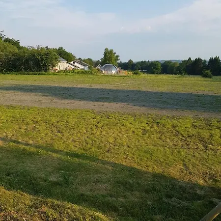 La Bulle Au Bois Dormant D'ovifat بيت خشبي