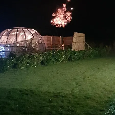 La Bulle Au Bois Dormant D'ovifat *