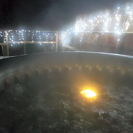 La Bulle Au Bois Dormant D'ovifat * רוברטוויל